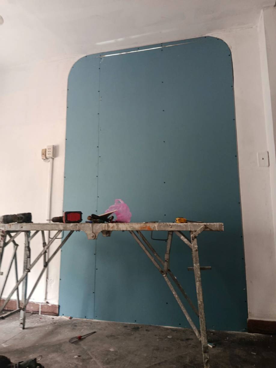 Vách thạch cao Gyproc chống ẩm khung Vĩnh Tường hoàn thiện tại Phú Nhuận sau khi sơn lại